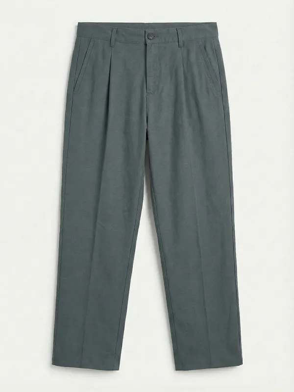 Highlander Men Grey Relaxed Fit Solid Casual Trouser