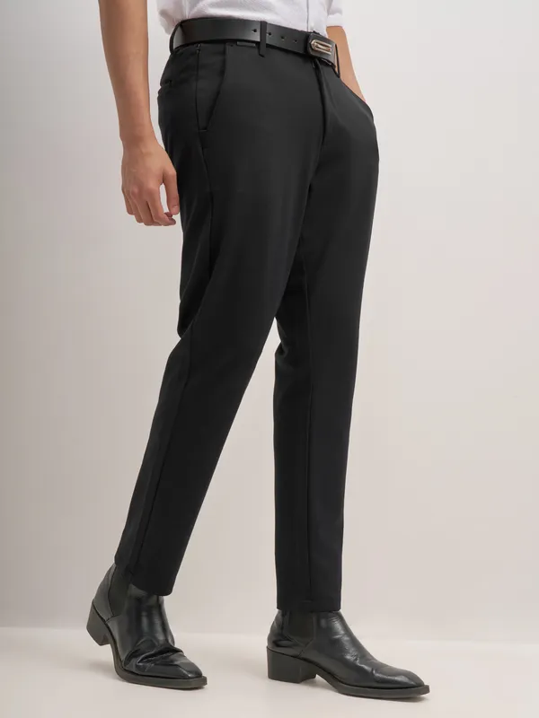 Highlander Men Black Slim Fit Solid Formal Trouser