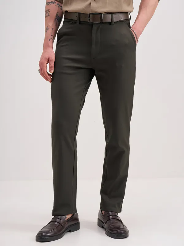 Highlander Men Brown Slim Fit Solid Formal Trouser