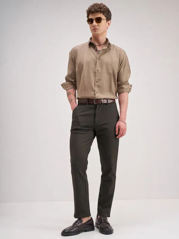 Highlander Men Brown Slim Fit Solid Formal Trouser