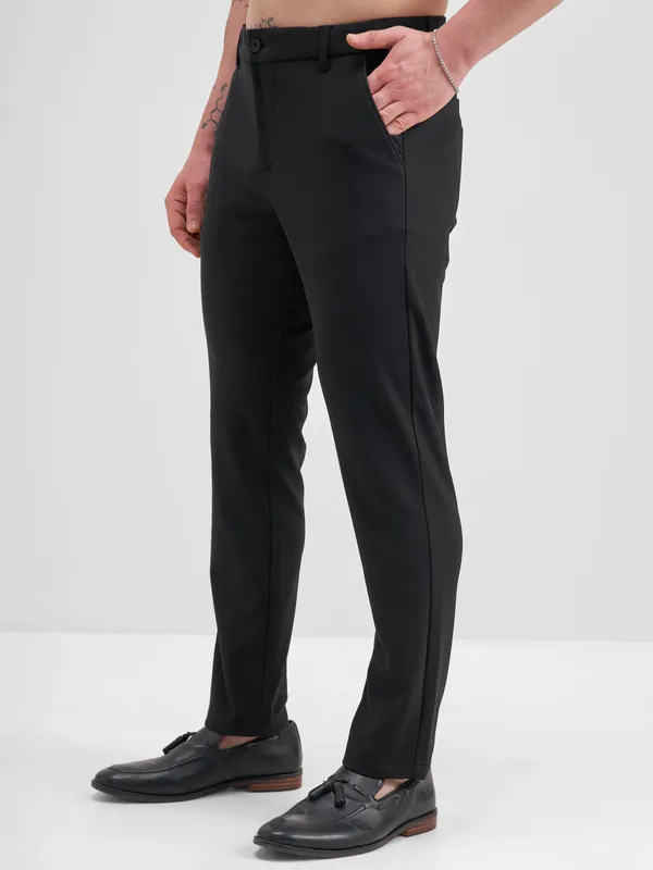 Highlander Men Black Slim Fit Solid Formal Trouser