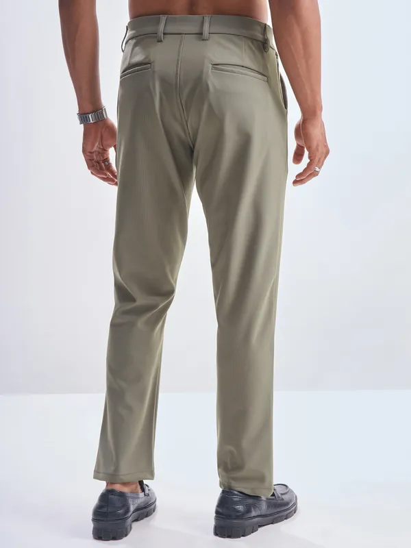 Highlander Men Olive Slim Fit Solid Formal Trouser