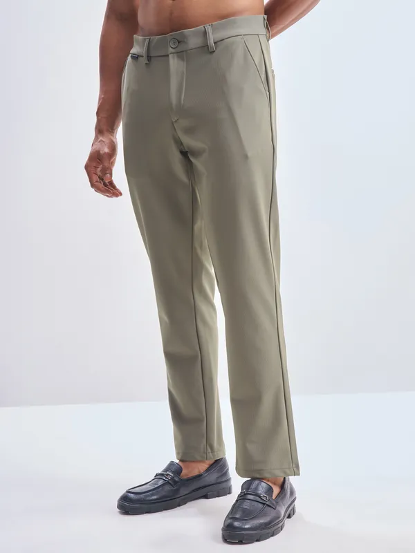 Highlander Men Olive Slim Fit Solid Formal Trouser