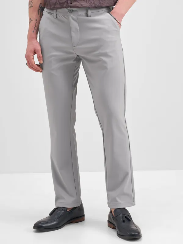Highlander Men Grey Slim Fit Solid Formal Trouser