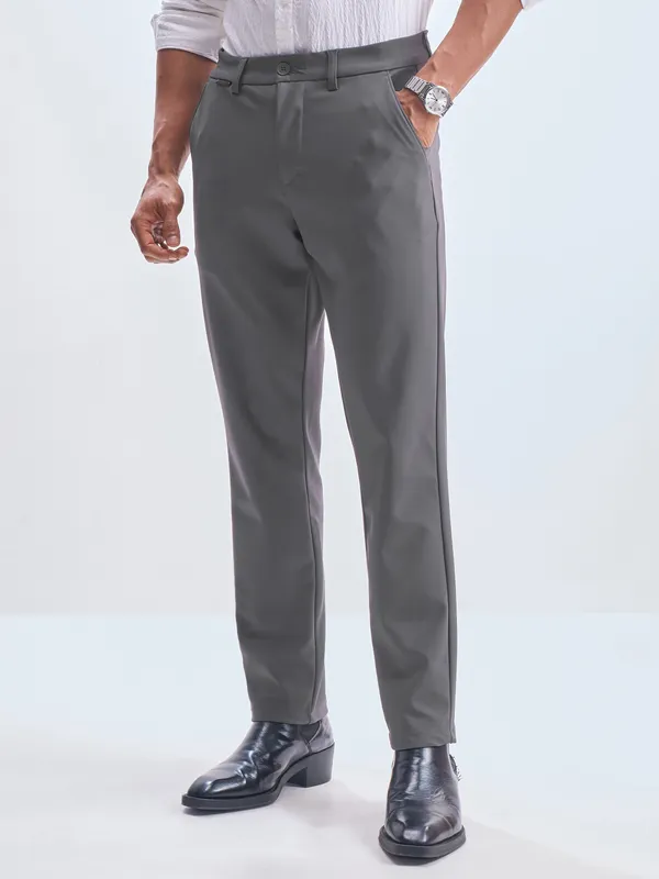 Highlander Men Grey Slim Fit Solid Formal Trouser