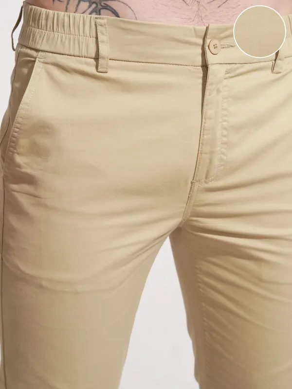 Highlander Men Beige Slim Fit Solid Joggers