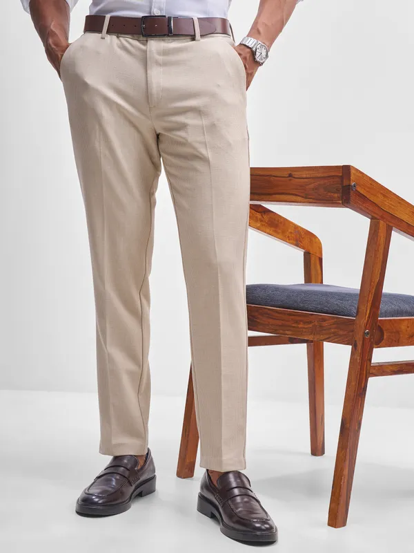 Highlander Men Beige Slim Fit Checked Formal Trouser