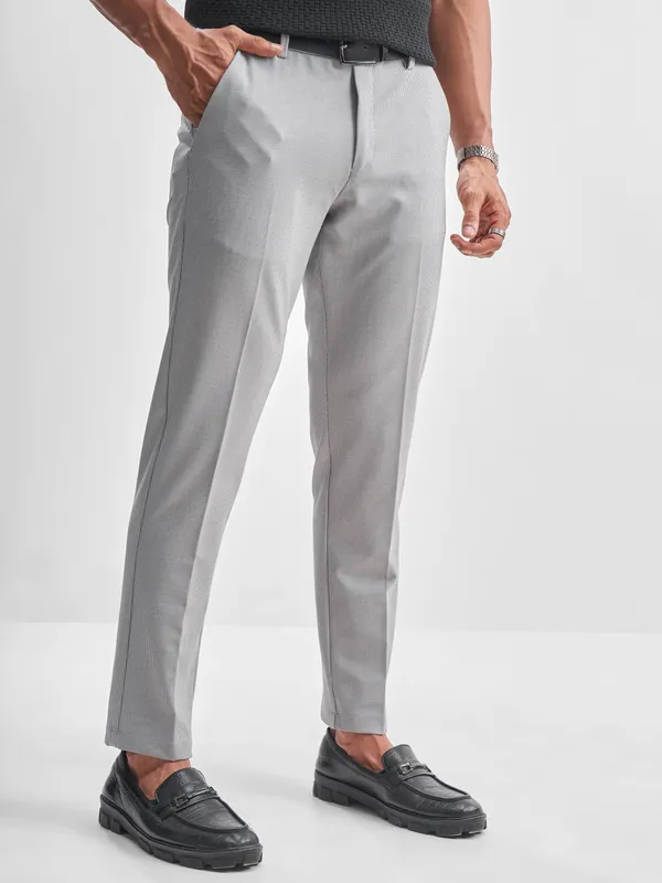 Highlander Men Grey Slim Fit Checked Formal Trouser
