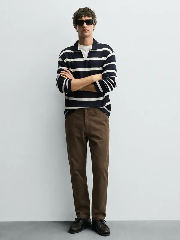 Highlander Men Brown Relaxed Fit Solid Casual Trouser