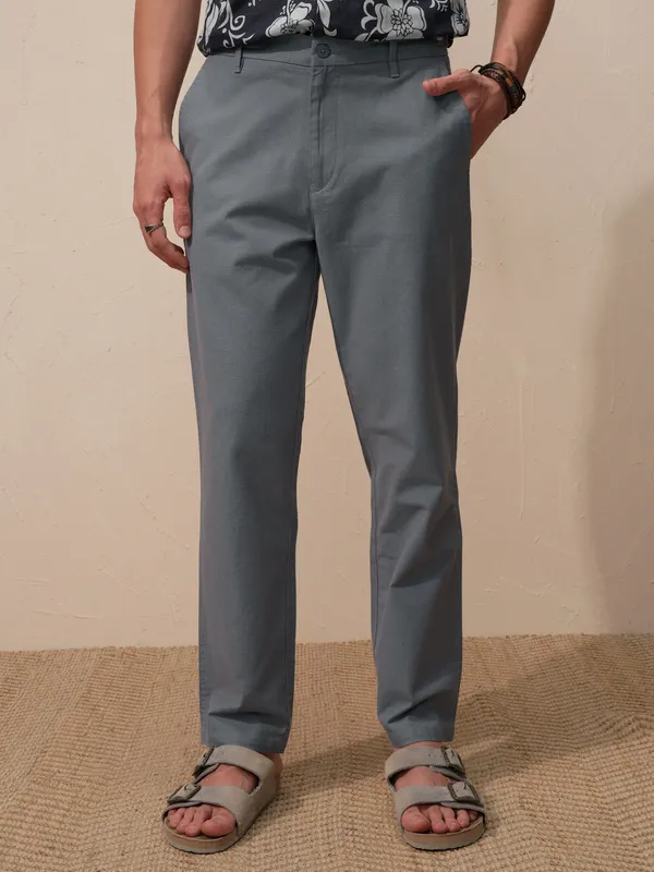 Highlander Men Grey Relaxed Fit Solid Casual Trouser