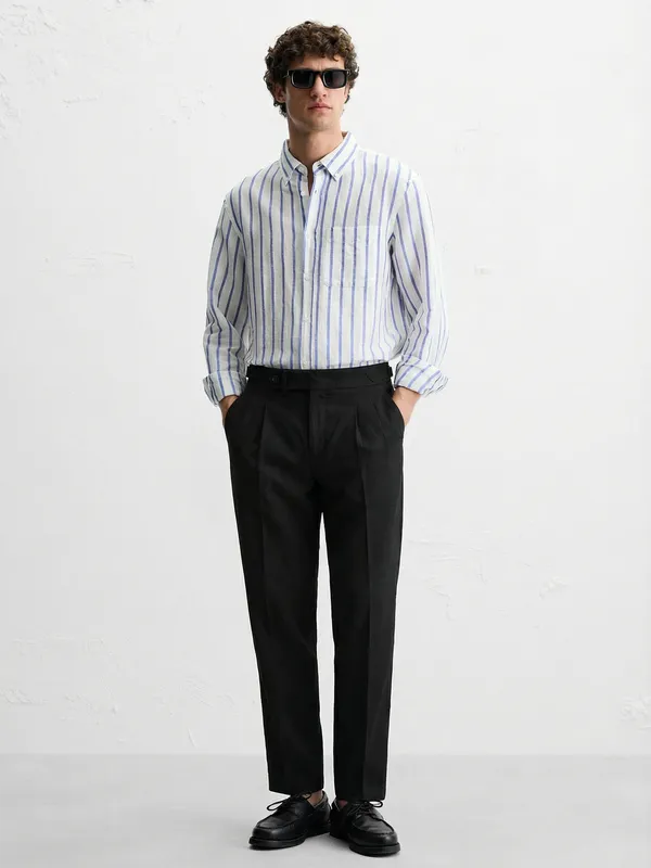 Highlander Men Black Relaxed Fit Solid Casual Trouser