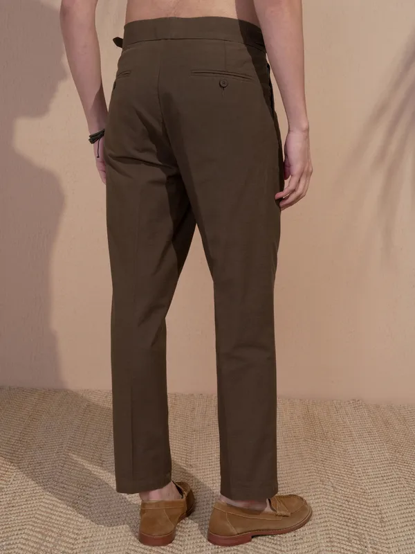 Highlander Men Brown Relaxed Fit Solid Casual Trouser
