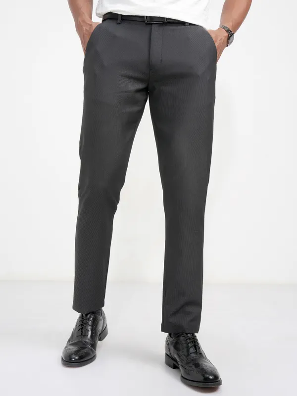 Highlander Men Black Slim Fit SOlid Casual Trouser