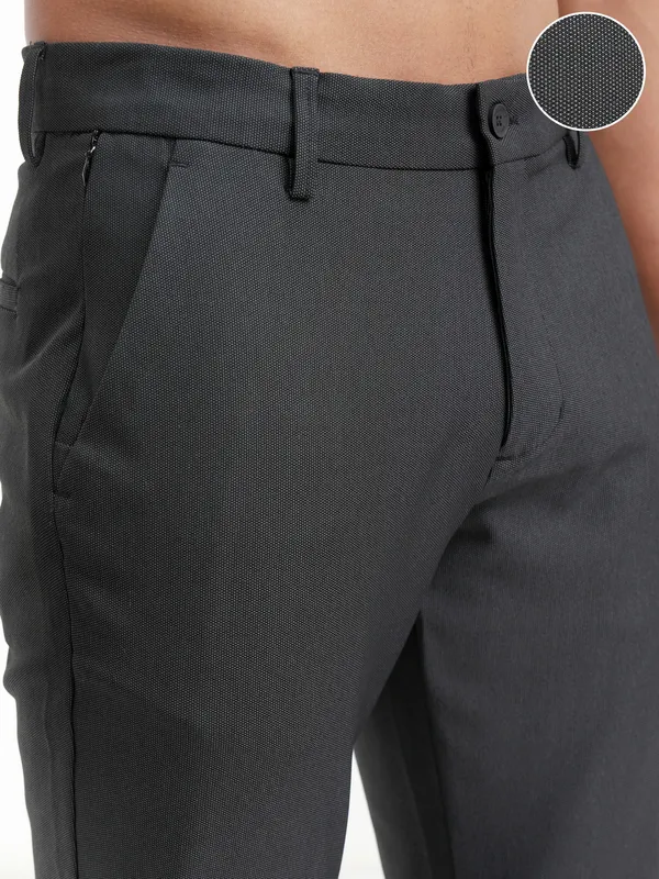 Highlander Men Black Slim Fit SOlid Casual Trouser