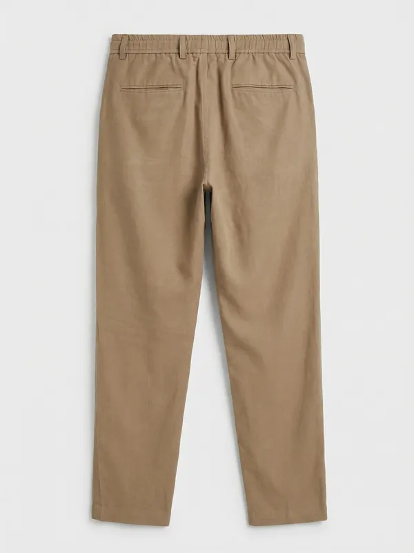 Highlander Men Brown Relaxed Fit Solid Regular Trousers