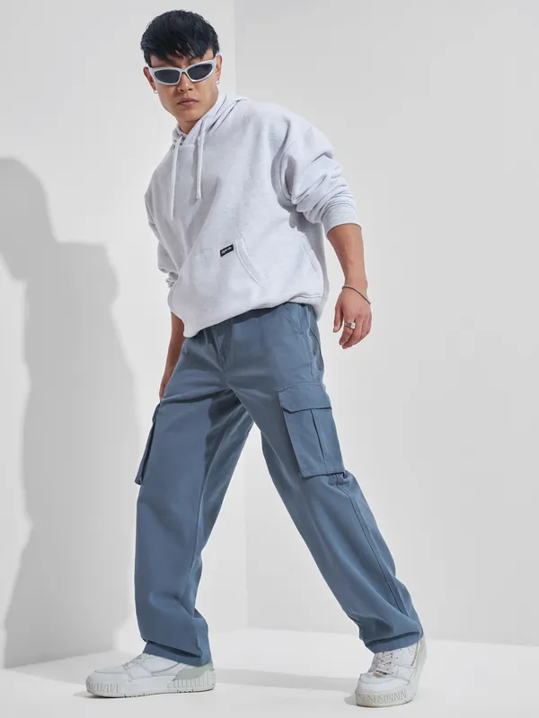 Highlander Men Blue Straight Fit Solid Cargos