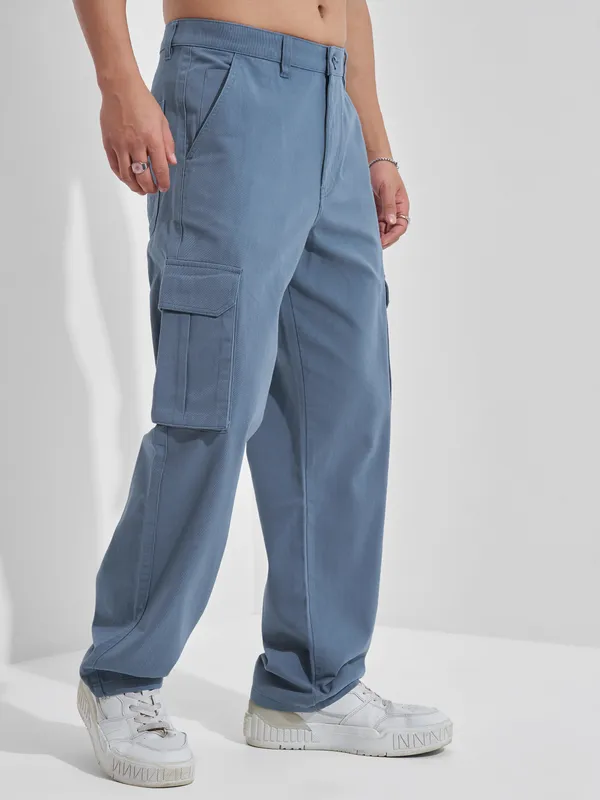 Highlander Men Blue Straight Fit Solid Cargos