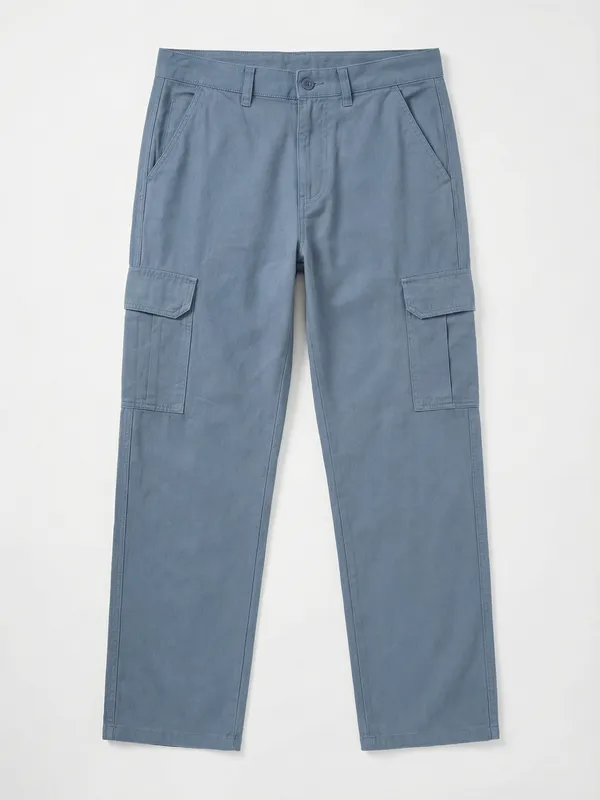 Highlander Men Blue Straight Fit Solid Cargos