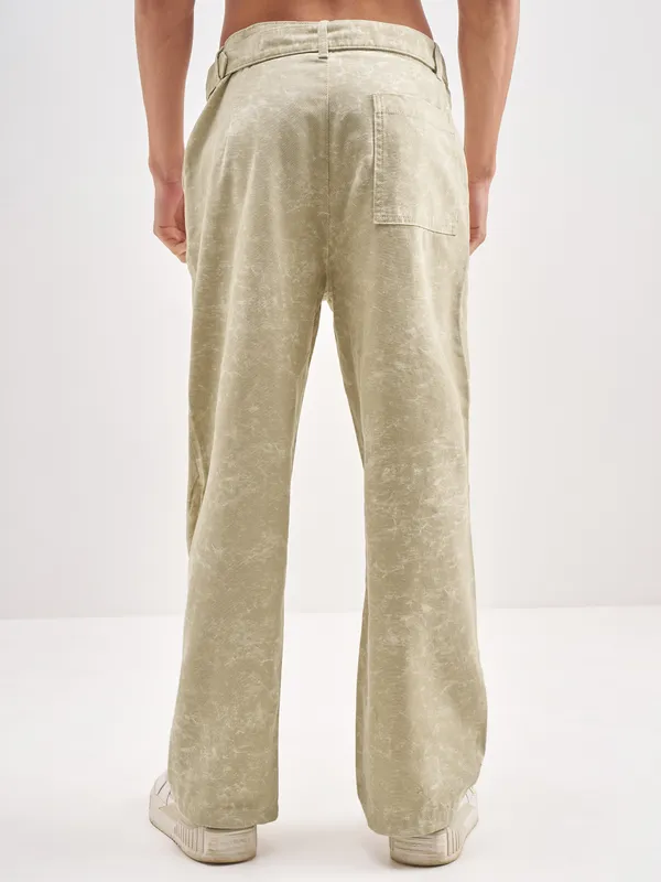 Highlander Men Beige Baggy Fit Printed Regular Trouser