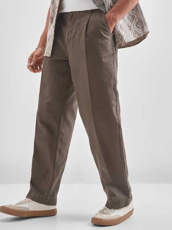 Highlander Men Brown Relaxed Fit Solid Regular Trouser