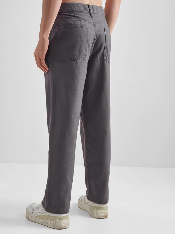 Highlander Men Grey Relaxed Fit Solid Regular Trouser