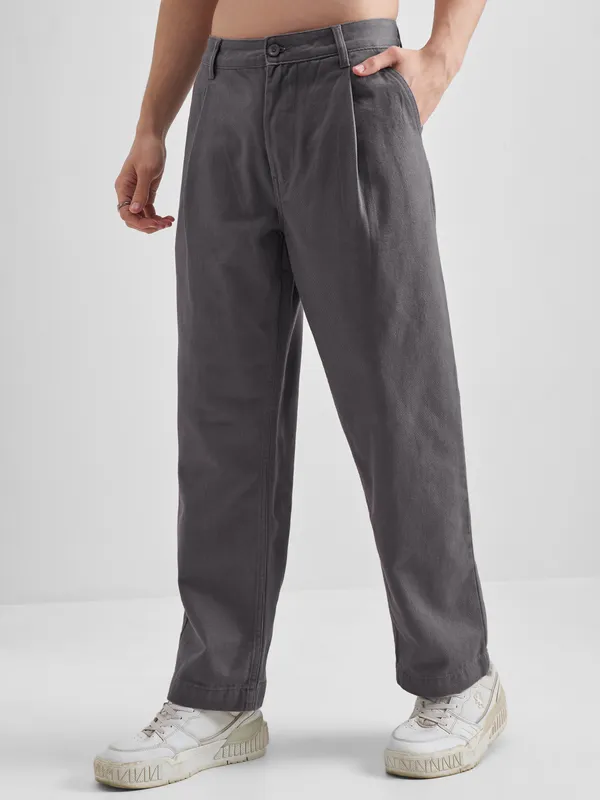 Highlander Men Grey Relaxed Fit Solid Regular Trouser