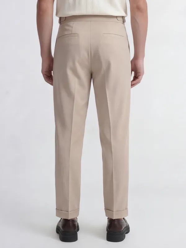 Highlander Men Tan Relaxed Fit Solid Regular Trouser
