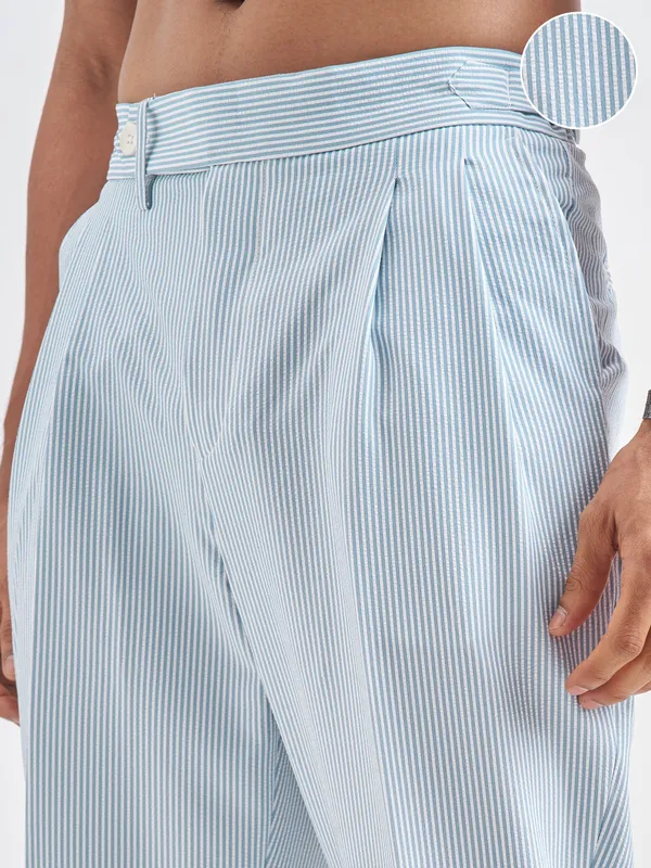 Highlander Men Blue Solid Formal Trouser