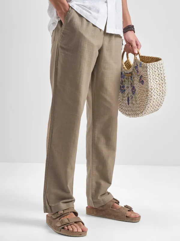 Highlander Men Taupe Regular Fit Solid Trouser