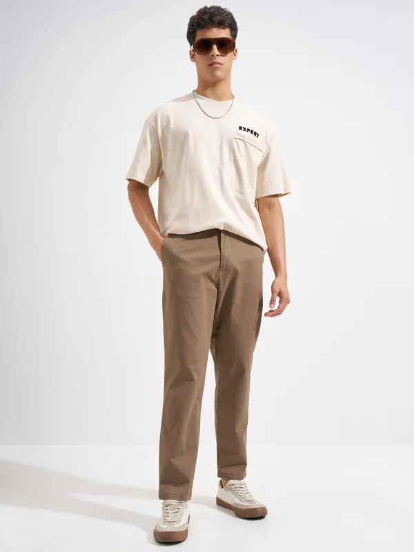 Highlander Men Brown Straight Fit Solid Chinos