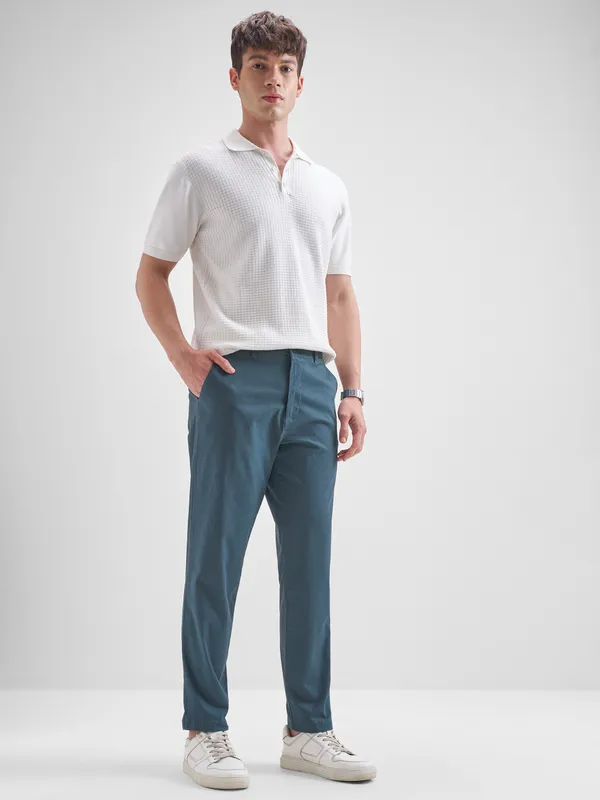Highlander Men Blue Relaxed Fit Solid Regular Trouser