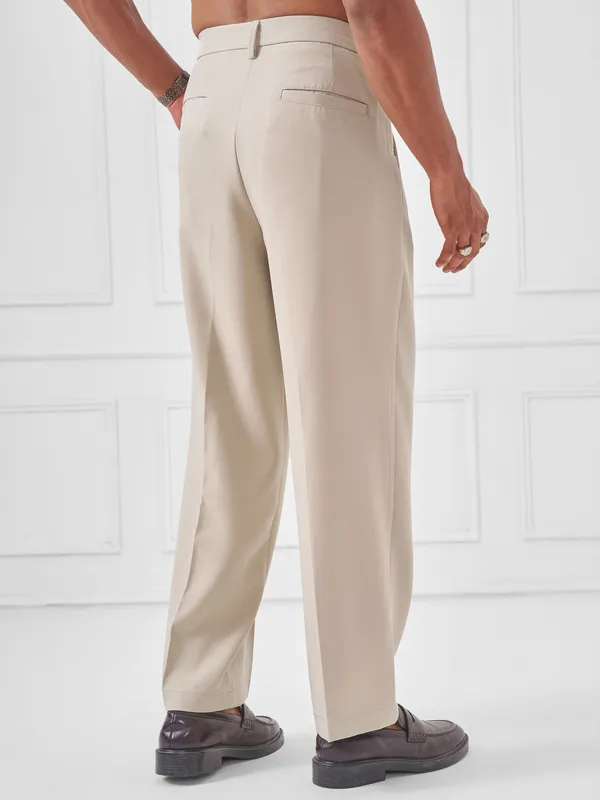 Highlander Men Beige Wide Leg Solid Regular Trouser