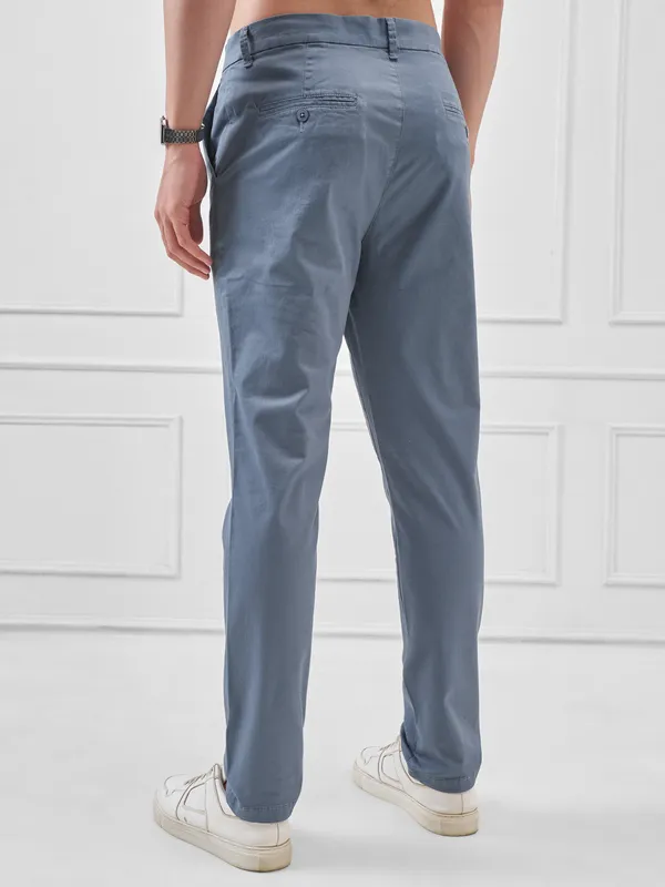 Highlander Men Blue Slim Fit Solid Regular Trouser