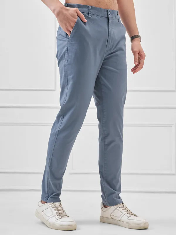 Highlander Men Blue Slim Fit Solid Regular Trouser