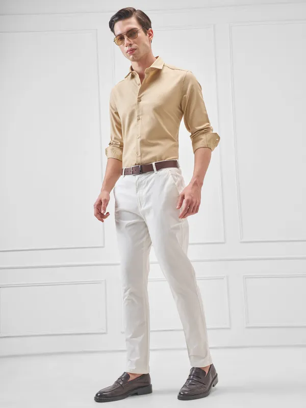 Highlander Men White Slim Fit Solid Regular Trouser