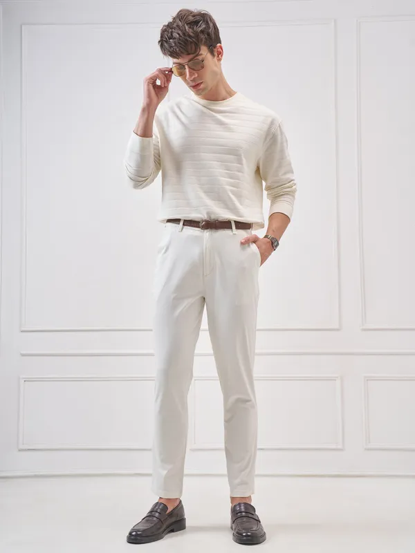 Highlander Men White Slim Fit Solid Regular Trouser