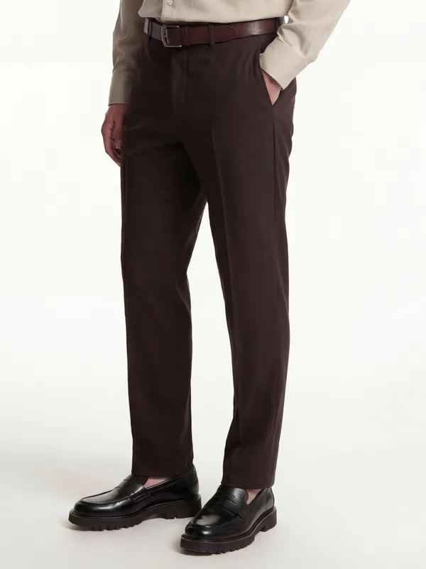 Highlander Men Brown Straight Fit Solid Regular Trouser