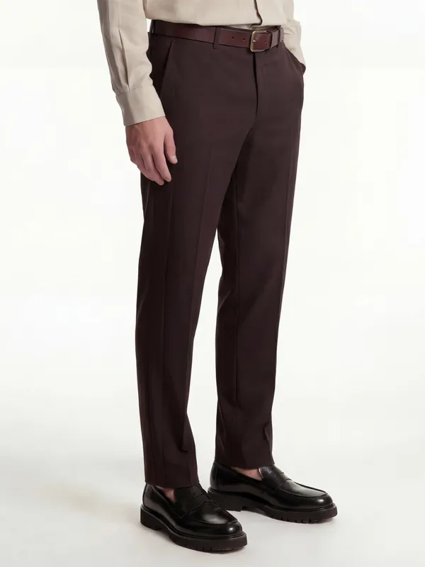 Highlander Men Brown Straight Fit Solid Regular Trouser