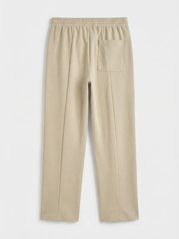 Highlander Men Beige Relaxed Fit Solid Regular Trouser
