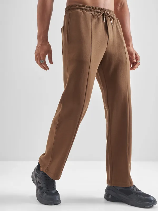 Highlander Men Brown Relaxed Fit Solid Regular Trouser