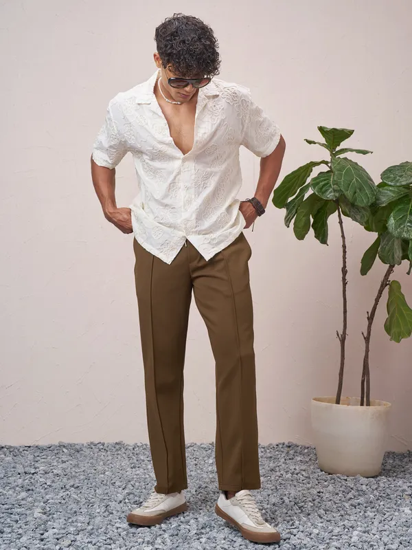 Highlander Men Brown Relaxed Fit Solid Regular Trouser