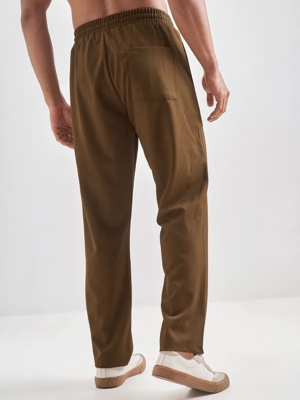 Highlander Men Brown Relaxed Fit Solid Regular Trouser