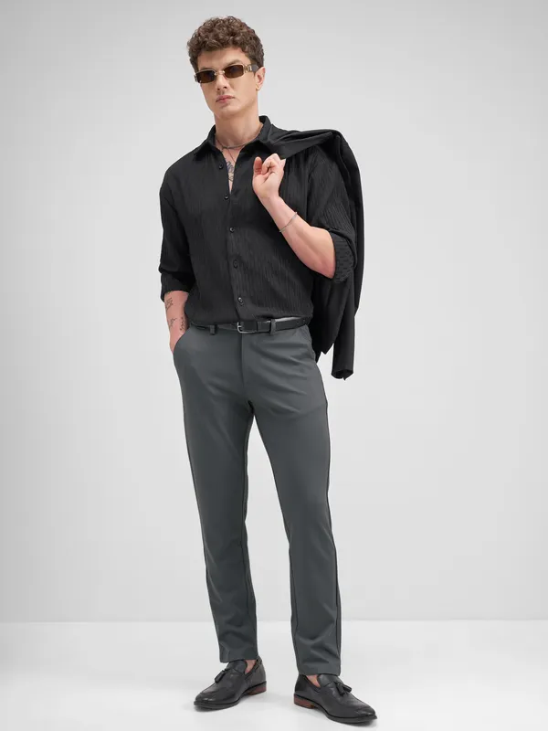 Highlander Men Charcoal Slim Fit Solid Formal Trouser