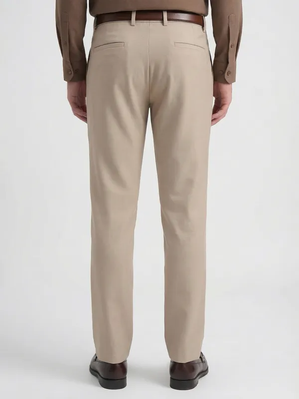 Highlander Men Beige Slim Fit Solid Formal Trouser