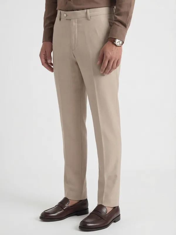 Highlander Men Beige Slim Fit Solid Formal Trouser