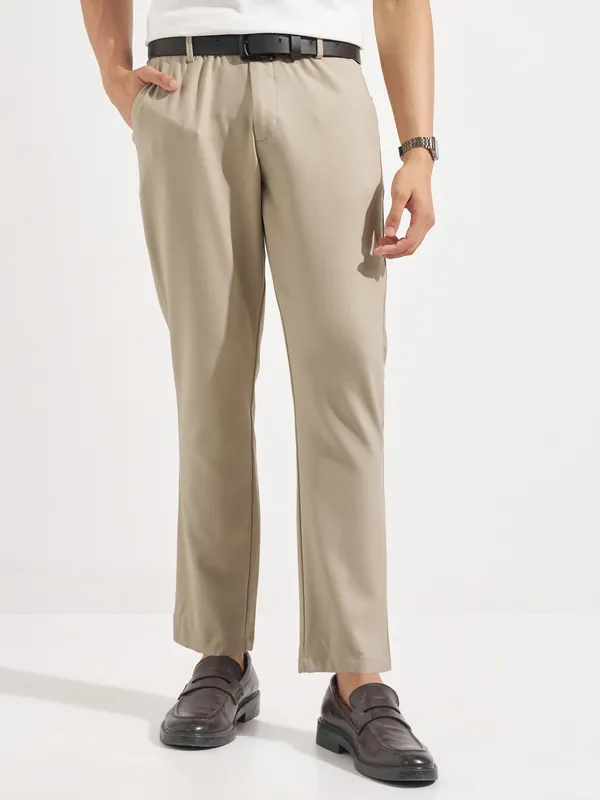 Highlander Men Beige Slim Fit Solid Formal Trouser