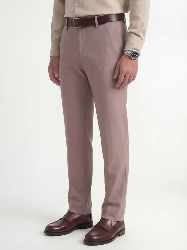 Highlander Men Mauve Slim Fit Solid Formal Trouser