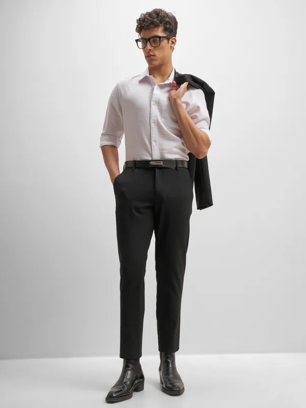 Highlander Men Black Relaxed Fit Solid Formal Trouser