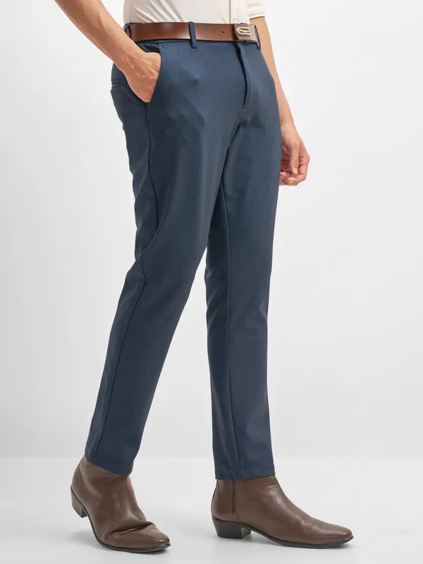 Highlander Men Navy Blue Relaxed Fit Solid Formal Trouser