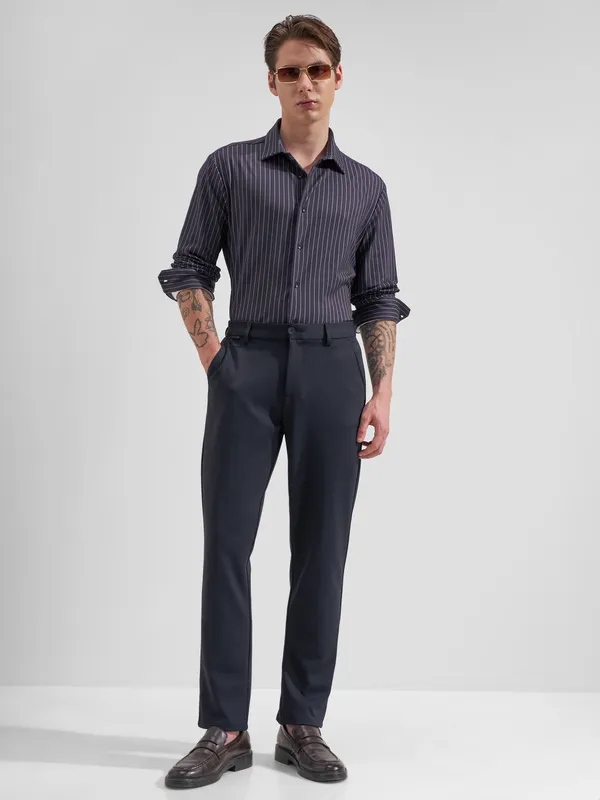 Highlander Men Navy Blue Slim Fit Solid Formal Trouser